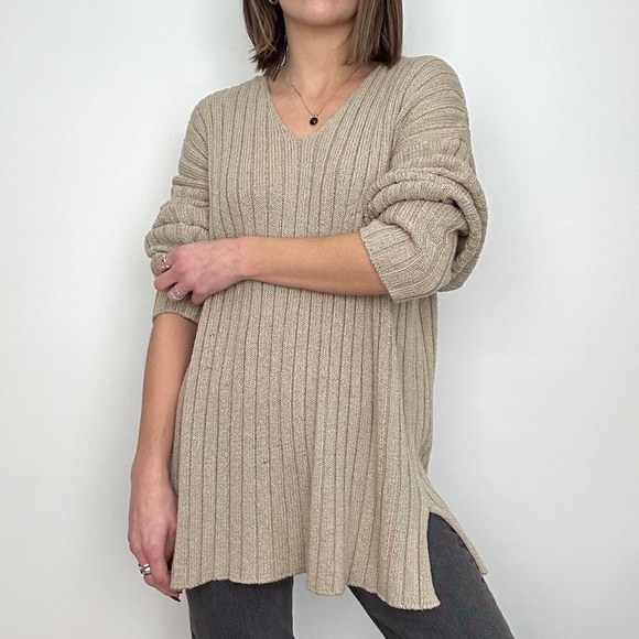Vintage Sweaters - Vintage Neutral Oversized Sweater